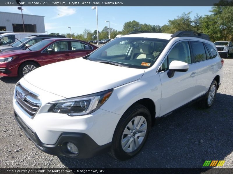 Crystal White Pearl / Warm Ivory 2019 Subaru Outback 2.5i Premium
