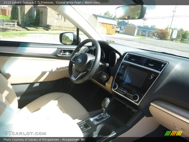 Crystal White Pearl / Warm Ivory 2019 Subaru Outback 2.5i Premium