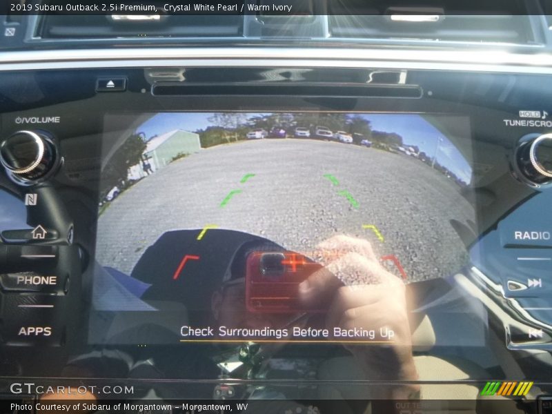 Crystal White Pearl / Warm Ivory 2019 Subaru Outback 2.5i Premium