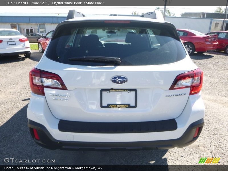 Crystal White Pearl / Slate Black 2019 Subaru Outback 2.5i