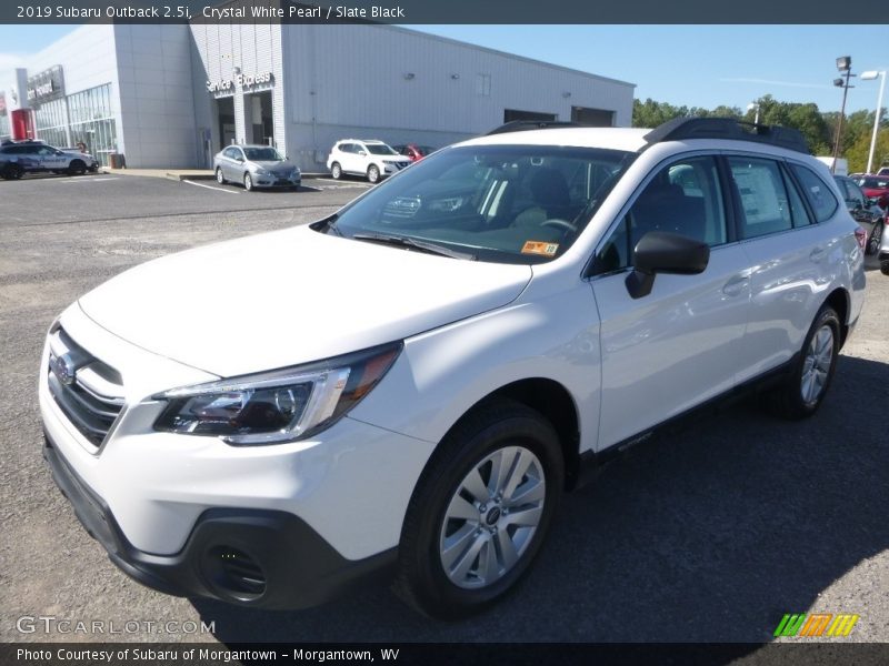 Crystal White Pearl / Slate Black 2019 Subaru Outback 2.5i