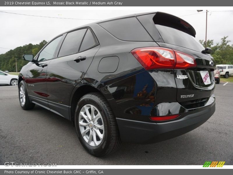 Mosaic Black Metallic / Medium Ash Gray 2019 Chevrolet Equinox LS