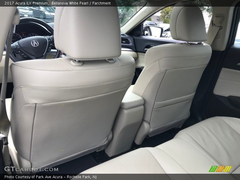 Bellanova White Pearl / Parchment 2017 Acura ILX Premium
