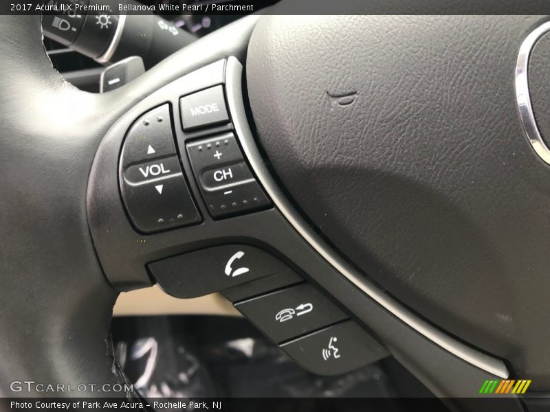 Bellanova White Pearl / Parchment 2017 Acura ILX Premium