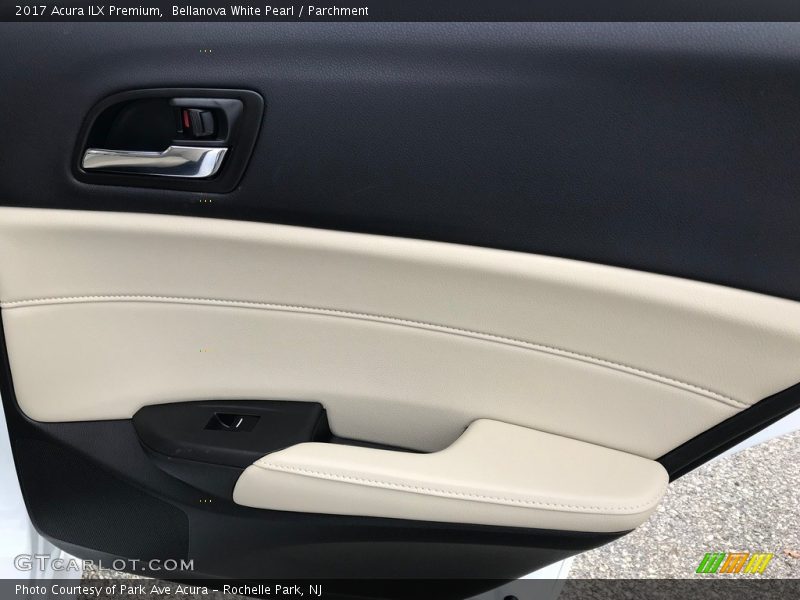 Bellanova White Pearl / Parchment 2017 Acura ILX Premium
