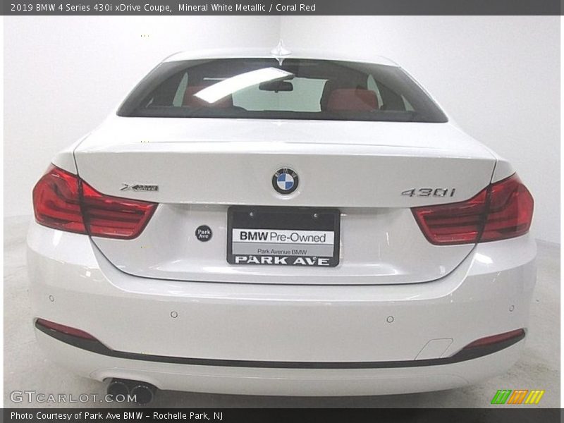 Mineral White Metallic / Coral Red 2019 BMW 4 Series 430i xDrive Coupe