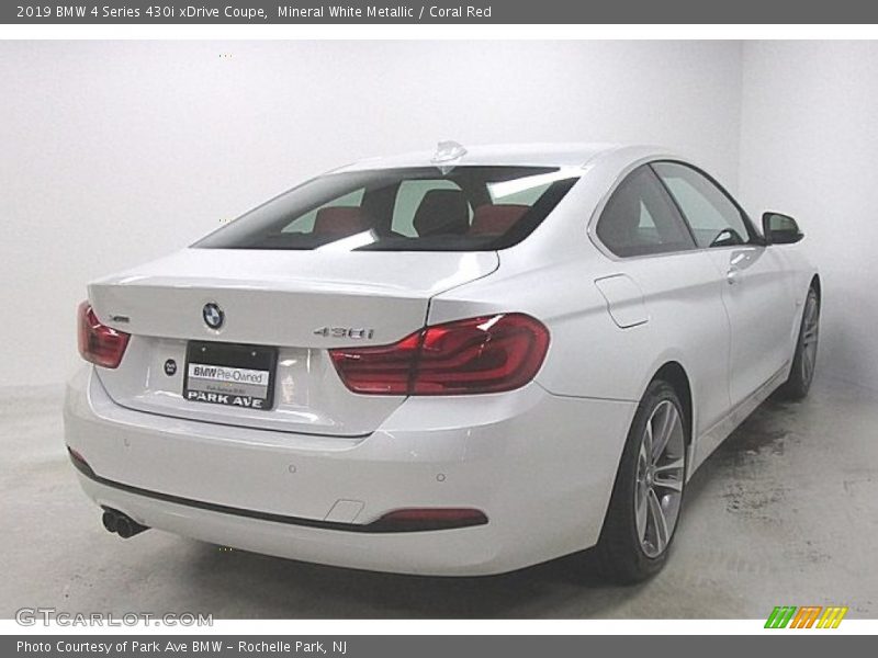 Mineral White Metallic / Coral Red 2019 BMW 4 Series 430i xDrive Coupe