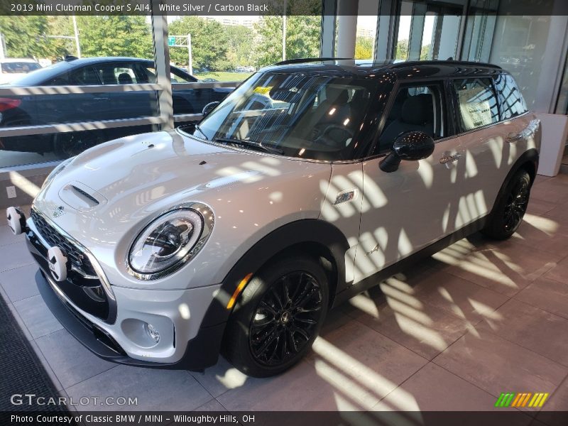 White Silver / Carbon Black 2019 Mini Clubman Cooper S All4