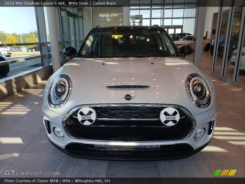 White Silver / Carbon Black 2019 Mini Clubman Cooper S All4