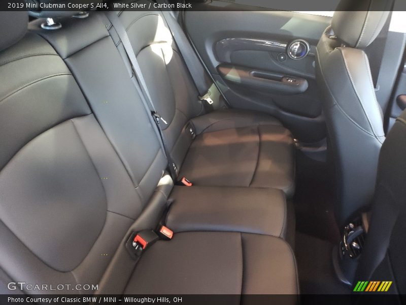 White Silver / Carbon Black 2019 Mini Clubman Cooper S All4