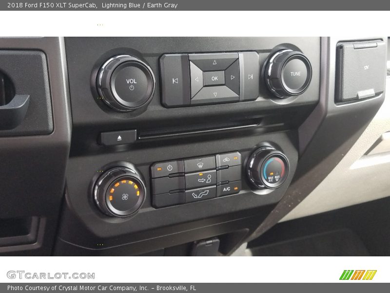 Lightning Blue / Earth Gray 2018 Ford F150 XLT SuperCab