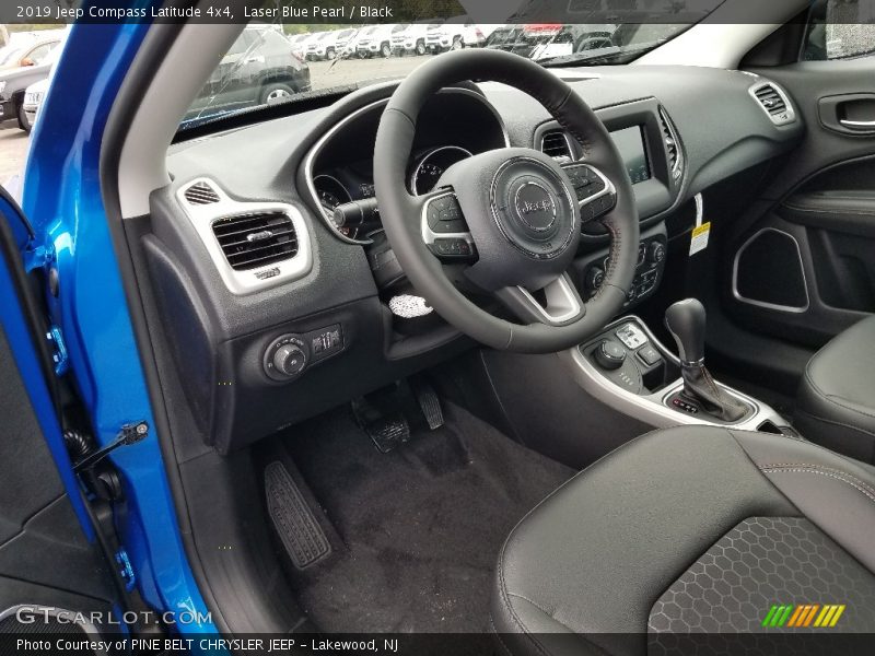 Laser Blue Pearl / Black 2019 Jeep Compass Latitude 4x4