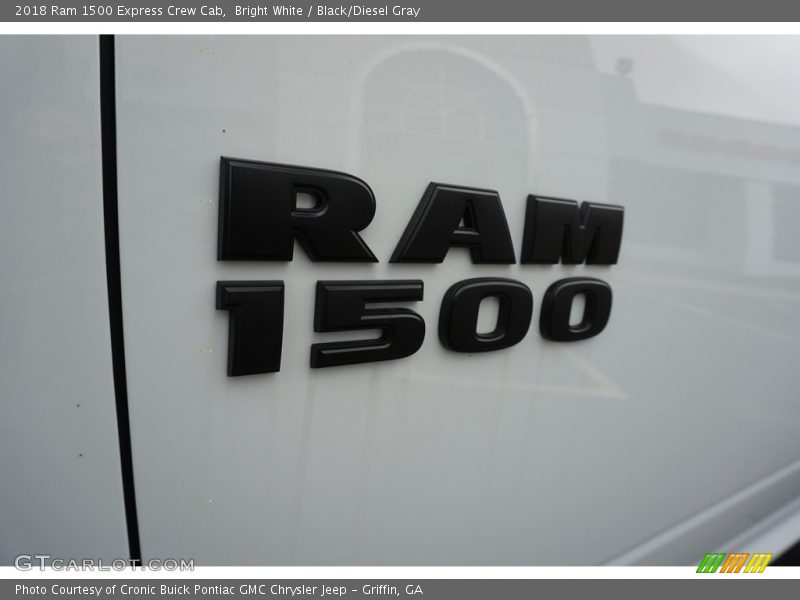 Bright White / Black/Diesel Gray 2018 Ram 1500 Express Crew Cab