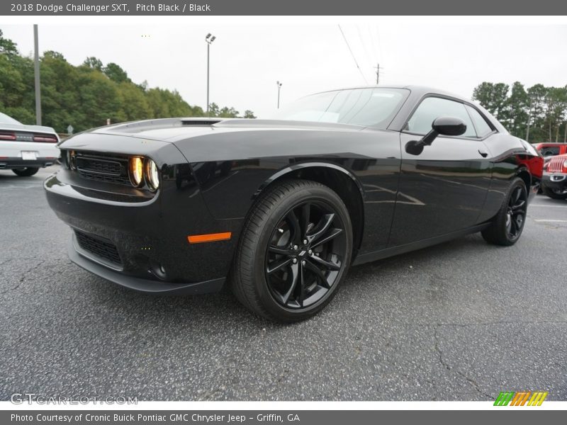 Pitch Black / Black 2018 Dodge Challenger SXT