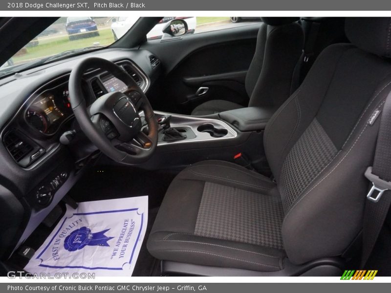 Pitch Black / Black 2018 Dodge Challenger SXT