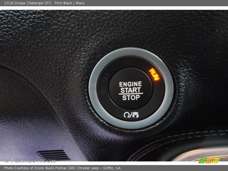 Pitch Black / Black 2018 Dodge Challenger SXT