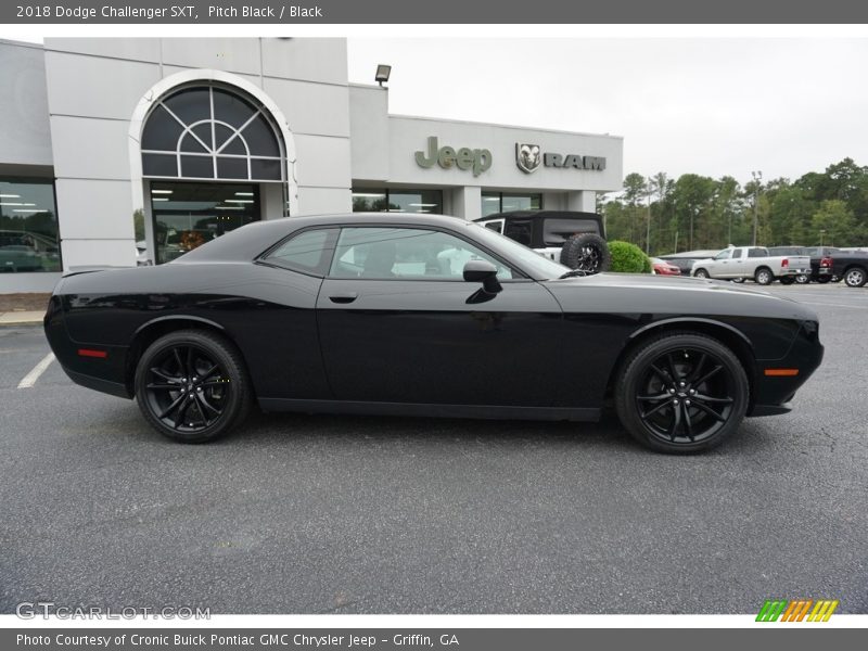 Pitch Black / Black 2018 Dodge Challenger SXT