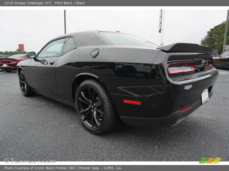 Pitch Black / Black 2018 Dodge Challenger SXT