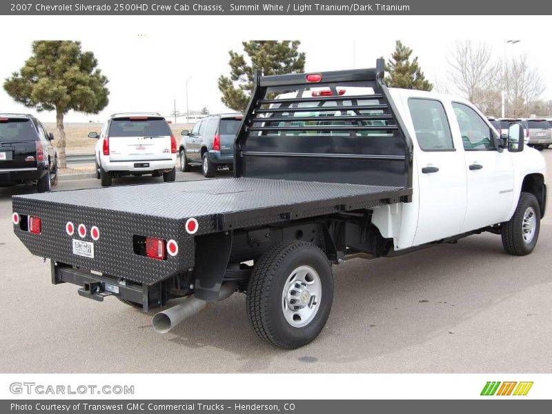 Summit White / Light Titanium/Dark Titanium 2007 Chevrolet Silverado 2500HD Crew Cab Chassis