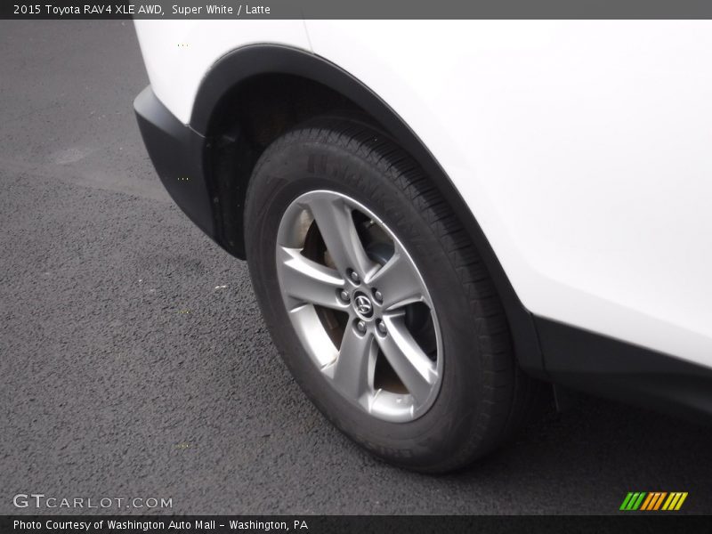 Super White / Latte 2015 Toyota RAV4 XLE AWD