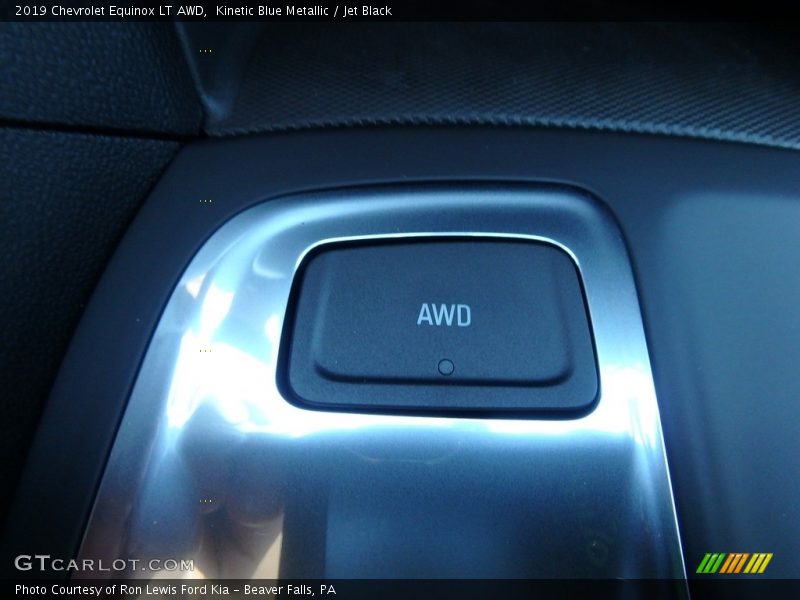 Kinetic Blue Metallic / Jet Black 2019 Chevrolet Equinox LT AWD