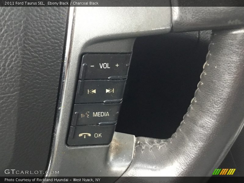 Ebony Black / Charcoal Black 2011 Ford Taurus SEL