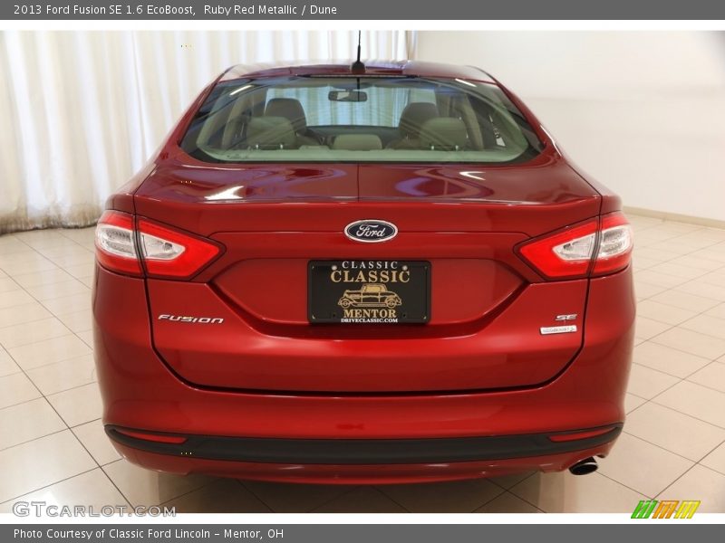 Ruby Red Metallic / Dune 2013 Ford Fusion SE 1.6 EcoBoost
