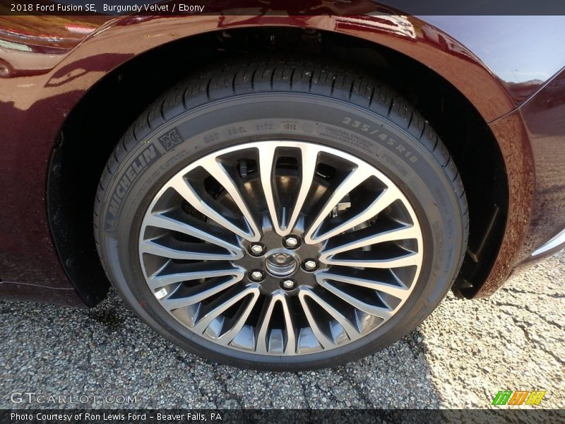 Burgundy Velvet / Ebony 2018 Ford Fusion SE