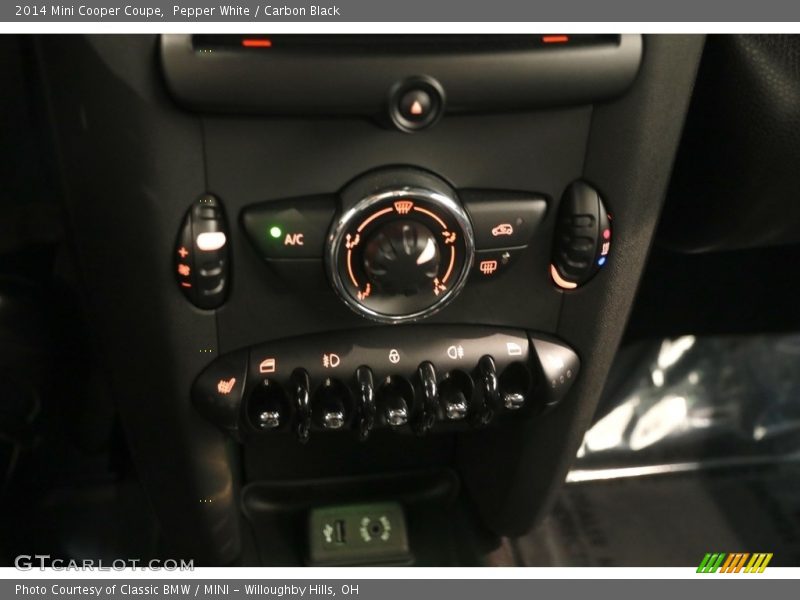Pepper White / Carbon Black 2014 Mini Cooper Coupe