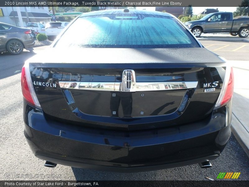 Tuxedo Black Metallic / Charcoal Black/Fine Line Ebony 2010 Lincoln MKS AWD Ultimate Package