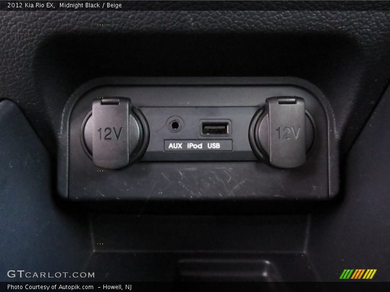Midnight Black / Beige 2012 Kia Rio EX
