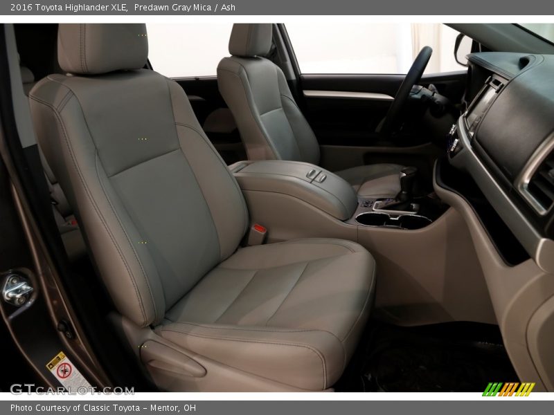 Predawn Gray Mica / Ash 2016 Toyota Highlander XLE