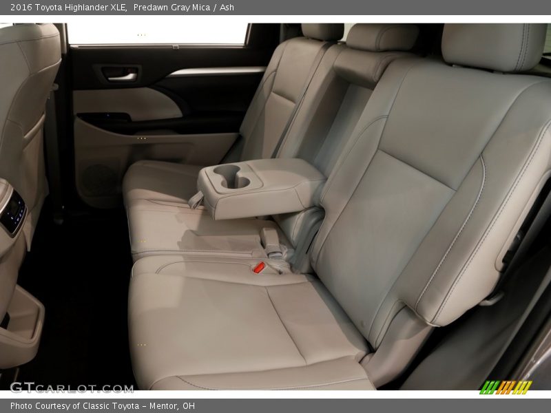 Predawn Gray Mica / Ash 2016 Toyota Highlander XLE