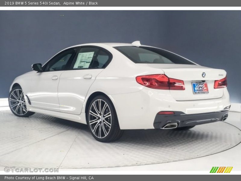 Alpine White / Black 2019 BMW 5 Series 540i Sedan
