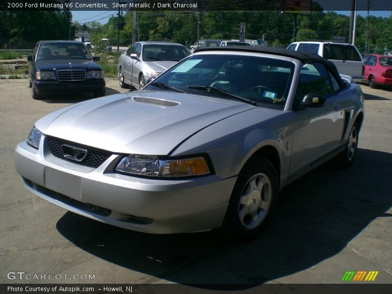Silver Metallic / Dark Charcoal 2000 Ford Mustang V6 Convertible