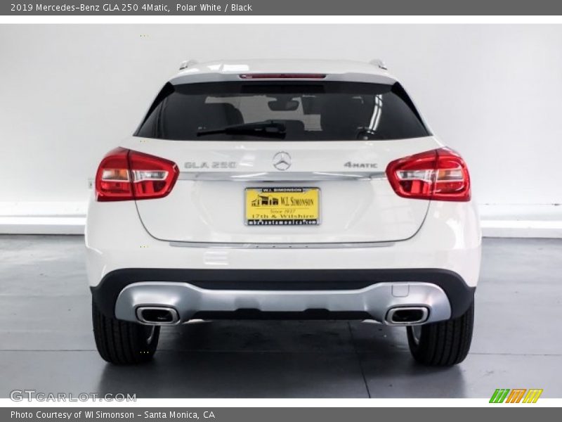 Polar White / Black 2019 Mercedes-Benz GLA 250 4Matic
