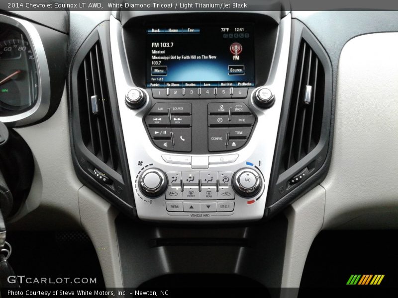 White Diamond Tricoat / Light Titanium/Jet Black 2014 Chevrolet Equinox LT AWD