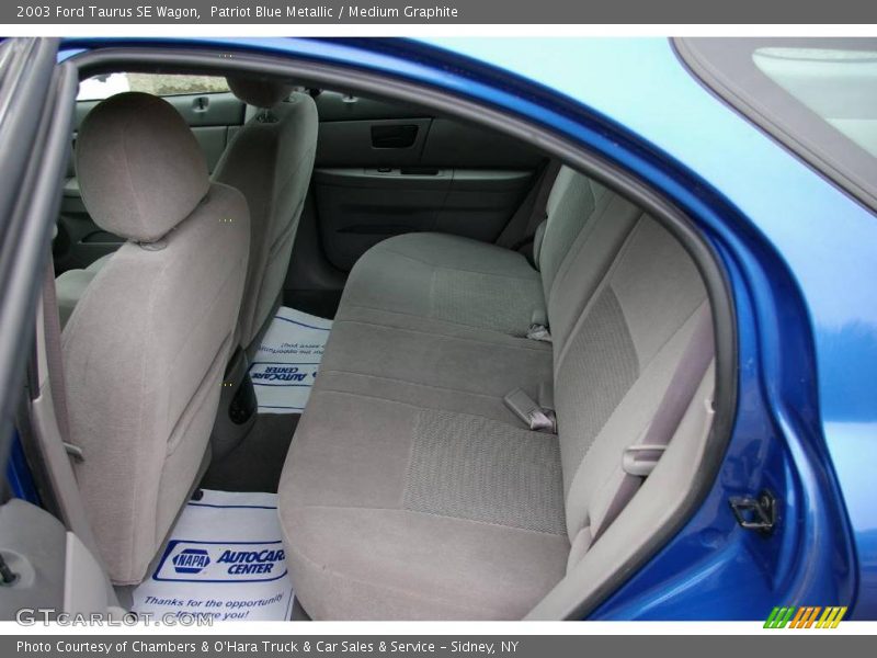 Patriot Blue Metallic / Medium Graphite 2003 Ford Taurus SE Wagon