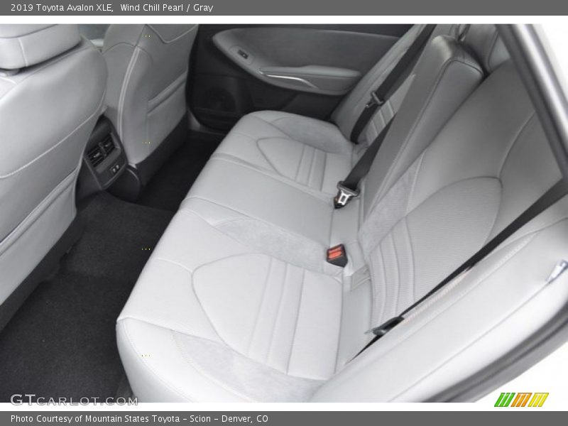 Wind Chill Pearl / Gray 2019 Toyota Avalon XLE