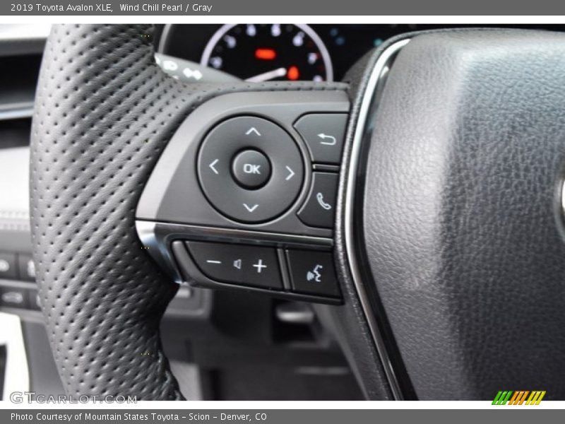 Wind Chill Pearl / Gray 2019 Toyota Avalon XLE