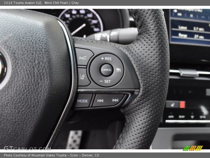 Wind Chill Pearl / Gray 2019 Toyota Avalon XLE