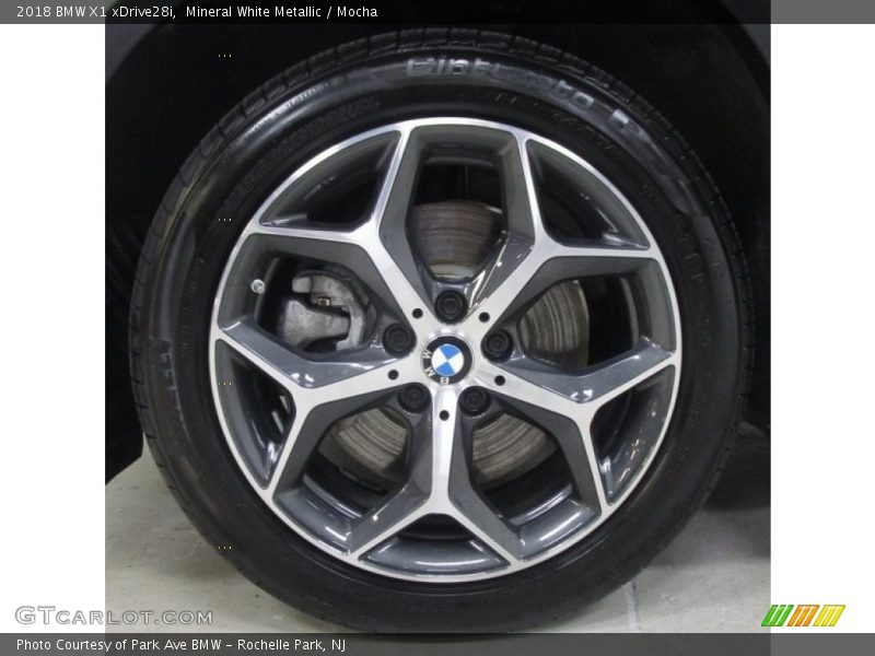 Mineral White Metallic / Mocha 2018 BMW X1 xDrive28i
