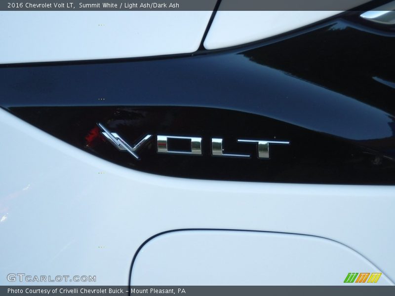 Summit White / Light Ash/Dark Ash 2016 Chevrolet Volt LT