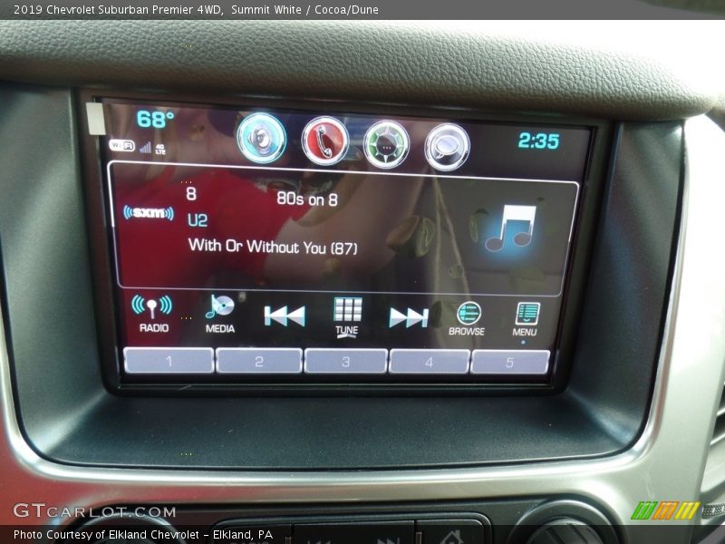 Summit White / Cocoa/Dune 2019 Chevrolet Suburban Premier 4WD