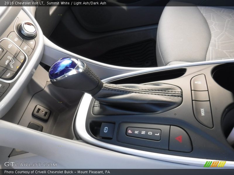 Summit White / Light Ash/Dark Ash 2016 Chevrolet Volt LT