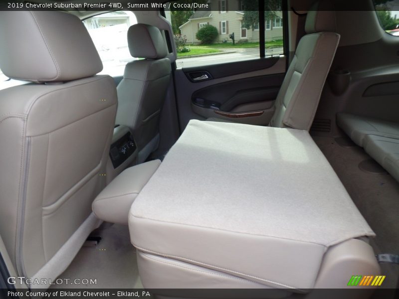 Summit White / Cocoa/Dune 2019 Chevrolet Suburban Premier 4WD