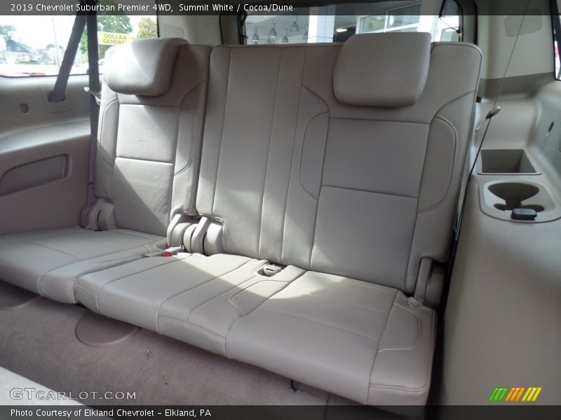 Summit White / Cocoa/Dune 2019 Chevrolet Suburban Premier 4WD