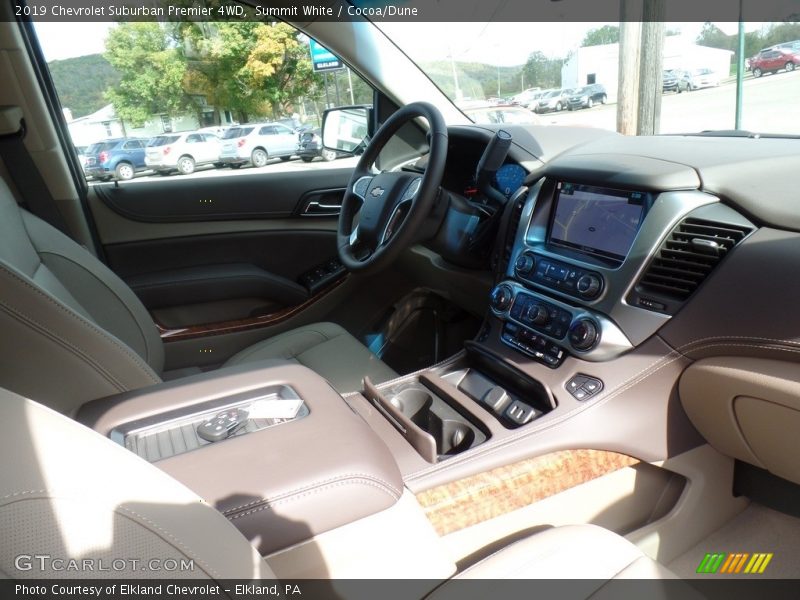 Summit White / Cocoa/Dune 2019 Chevrolet Suburban Premier 4WD
