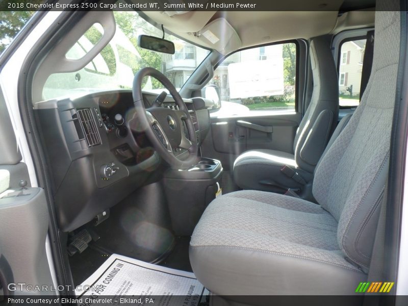 Summit White / Medium Pewter 2018 Chevrolet Express 2500 Cargo Extended WT