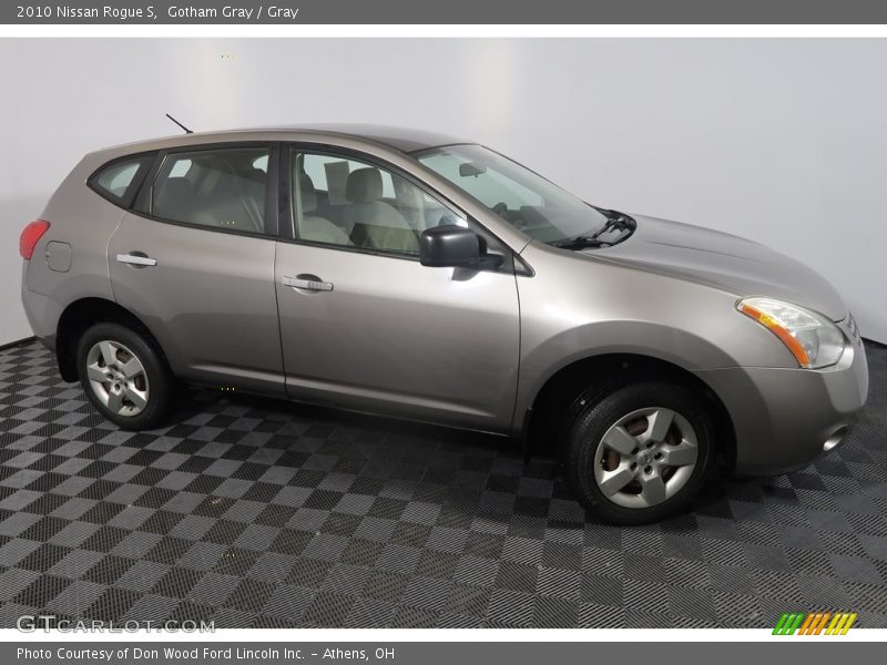 Gotham Gray / Gray 2010 Nissan Rogue S